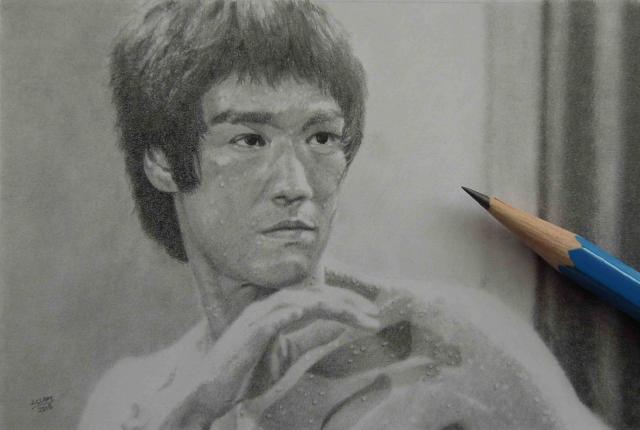 bruce_lee_mini_3_x_4_12_graphite_bristol_smooth_2015_with_pencil.jpg